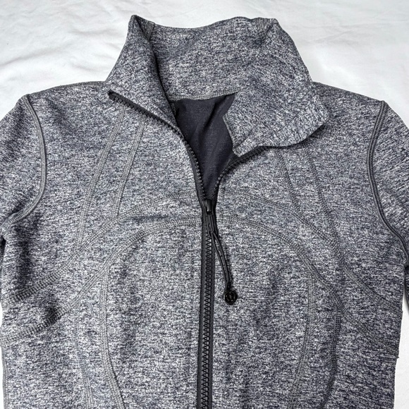 Lululemon Define Jacket•Heathered Black🖤🩶 - Picture 4 of 15